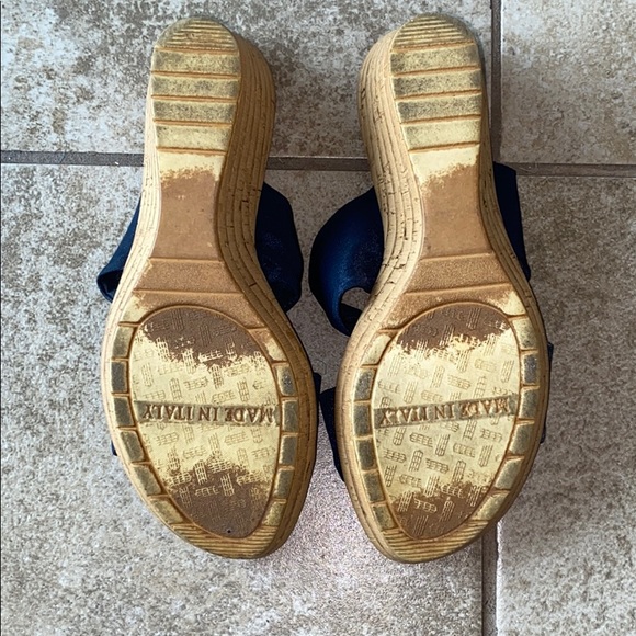 Heels - Picture 6 of 6